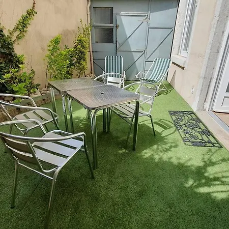 Classe 4 Etoiles - Cybele - Centre 2 Chambres, Cour Privative Et Garage *